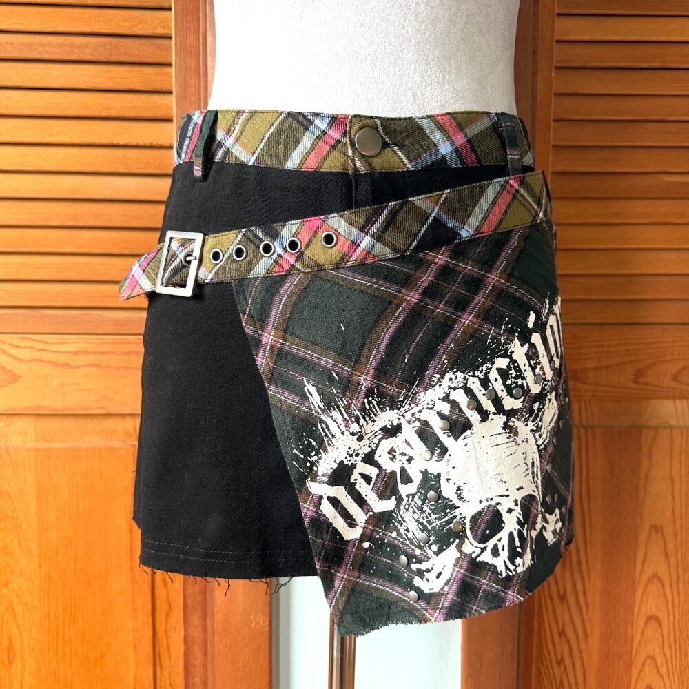 Dolls Kill Punk Goth Flap Skull Black Green Plaid Destruction Mini Skirt